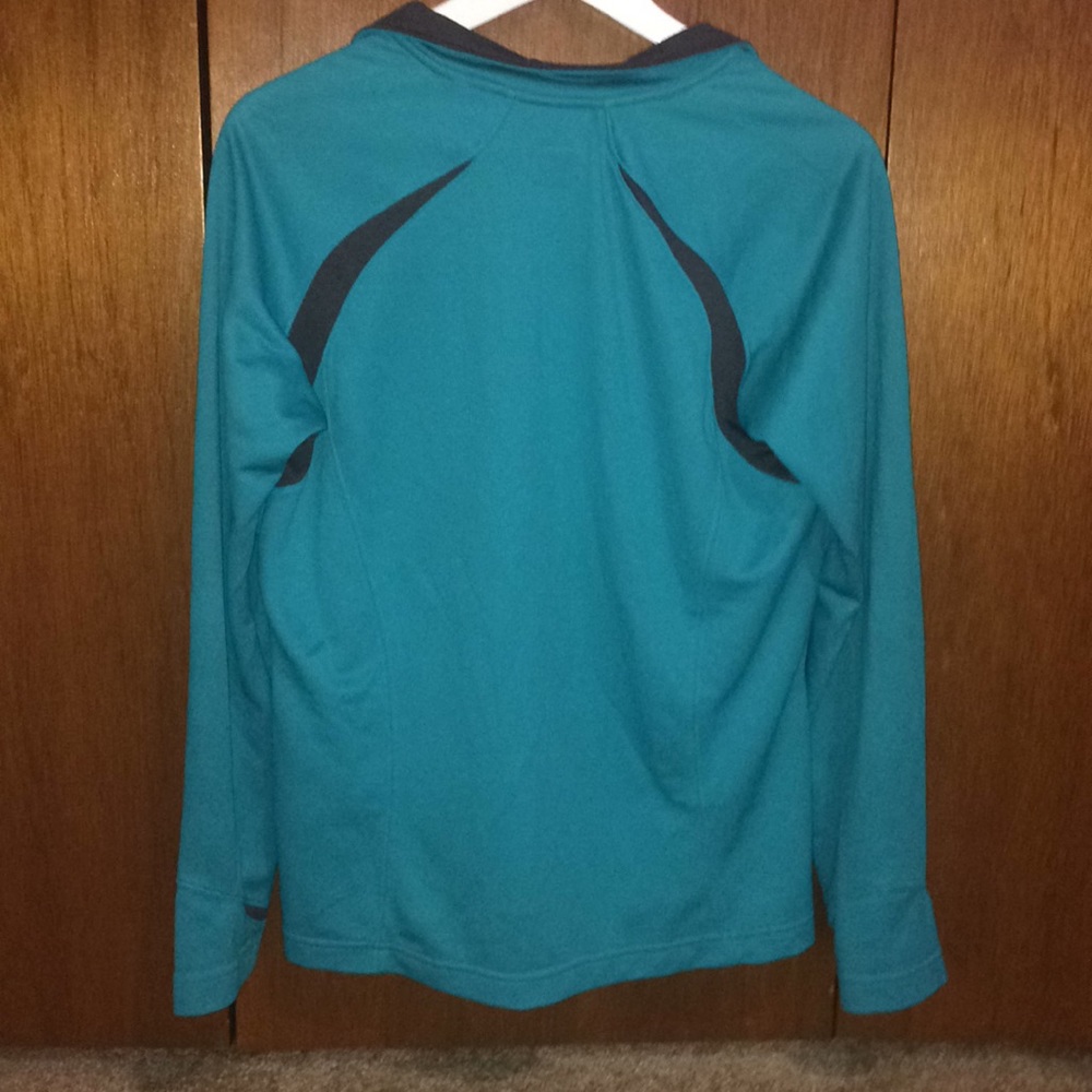 Reebok jacket - Picture 6 of 6
